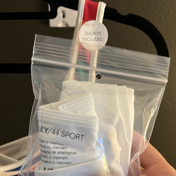 🛑 1 hour sale. Bailey 44, sports dress with detached shorts included, Small - Picture 3 of 9